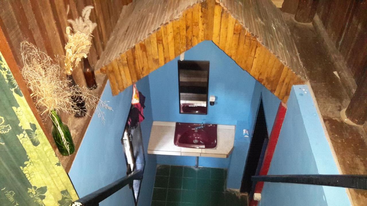 Liberta Homestay Tuk Tuk Exterior photo